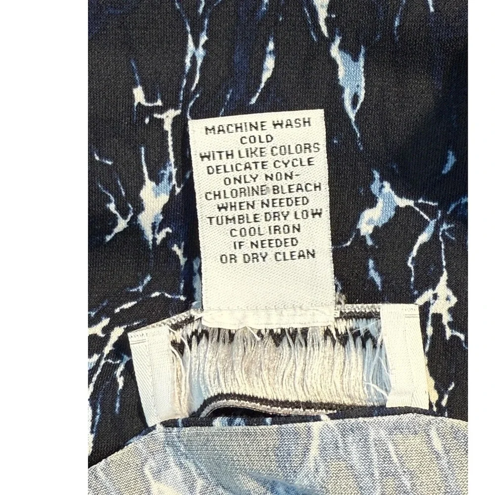 Carmen Marc Valvo Marble Print Top Keyhole Neckline Long‎ Sleeve Top Large - Picture 7 of 7